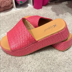NWOT Xappeal Vibrant Pink Woven Mules